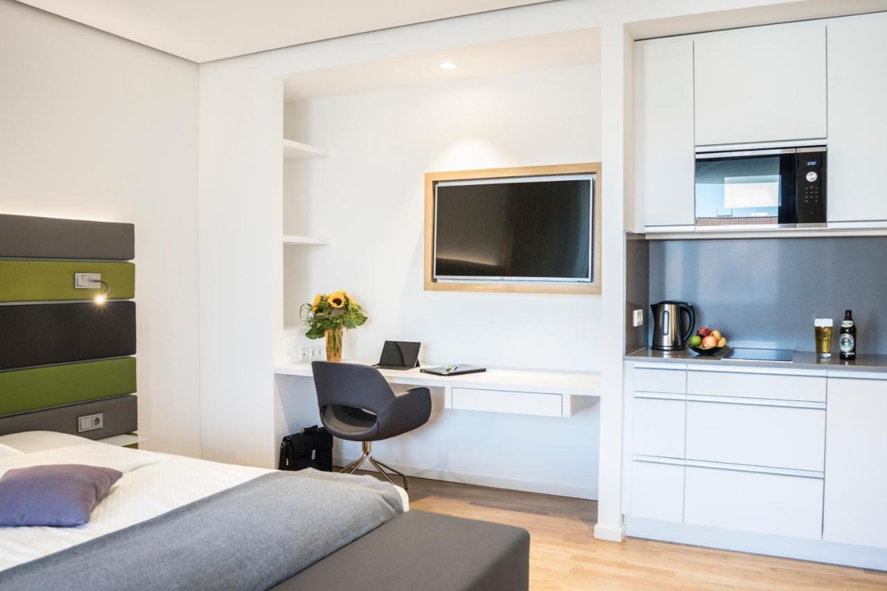 הרצוגנאוראך Seven Hotel + Boardinghouse מראה חיצוני תמונה
